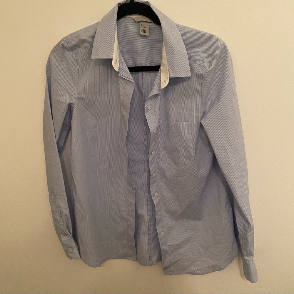 𝅺h&m Women Striped Dress Button Down Up Shirt in Blue and White • sz US 6 🤍💙